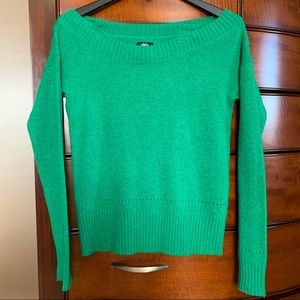 American Eagle Scoopneck Green Sweater